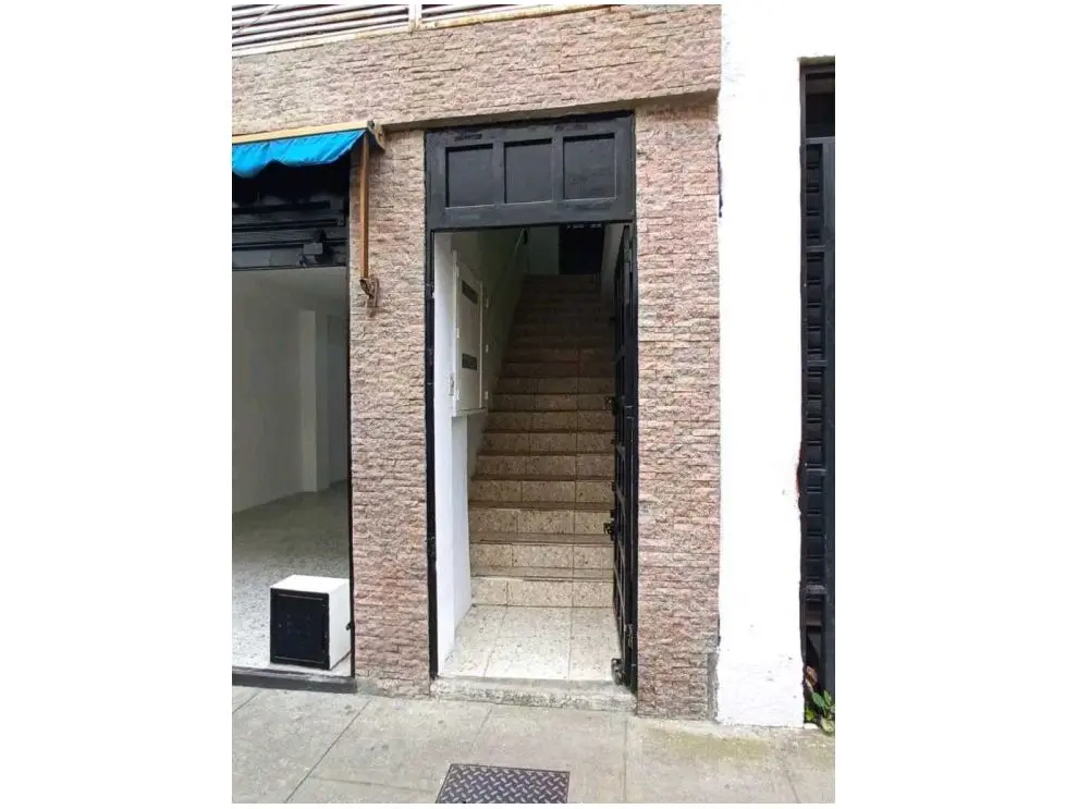 Vendo/alquilo edificio comercial 255m2 Chacao 9297 - 2