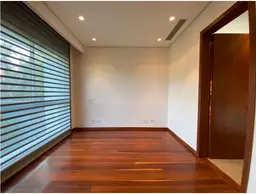 View 19