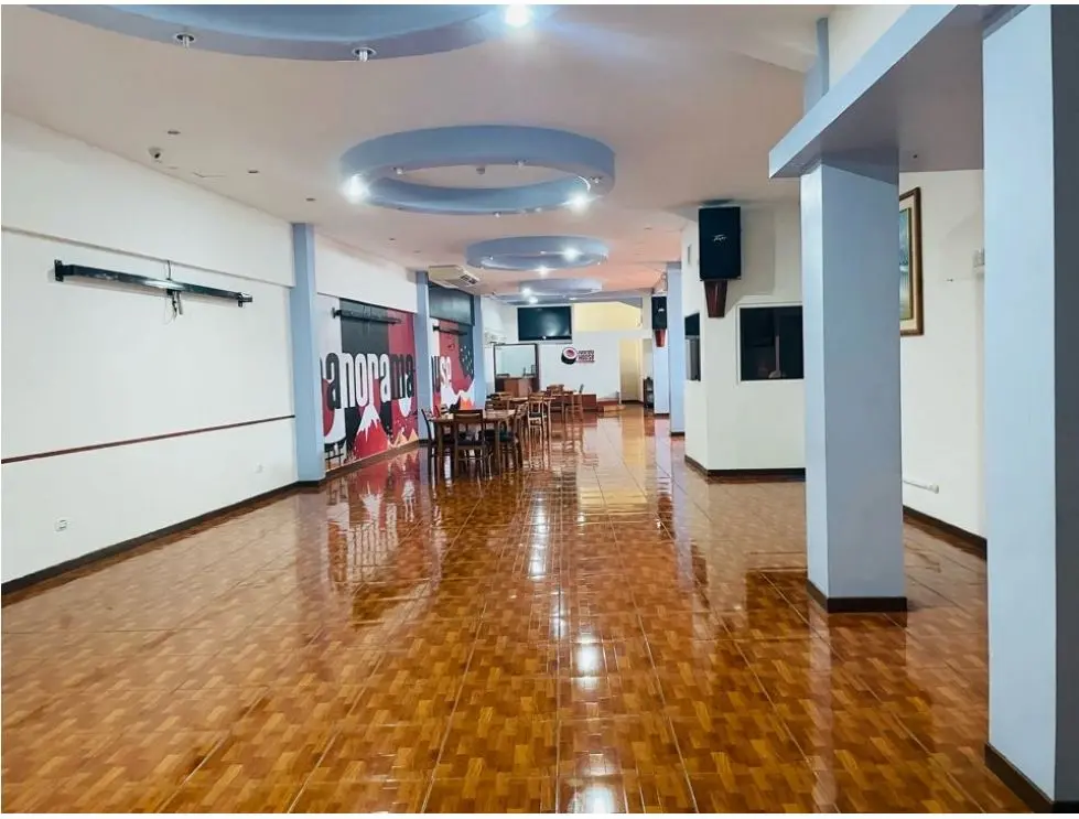 Se vende edificio industrial 2.857m2 Los Ruices 5216 - 10