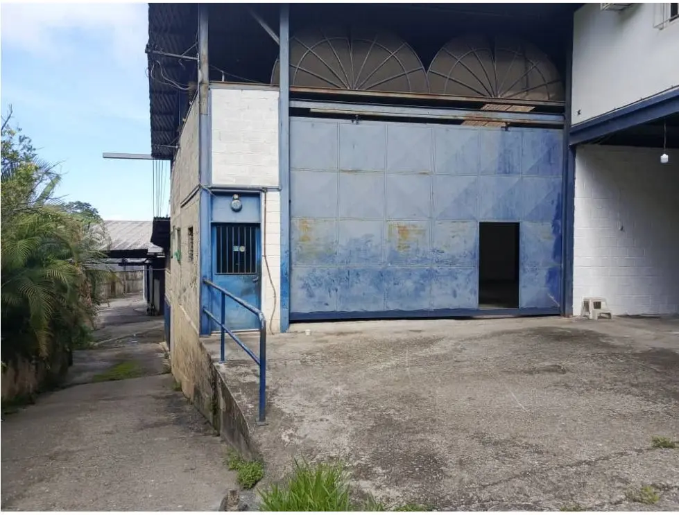 Se alquila galpón 1000m2 Filas de Mariche 0399 - 6