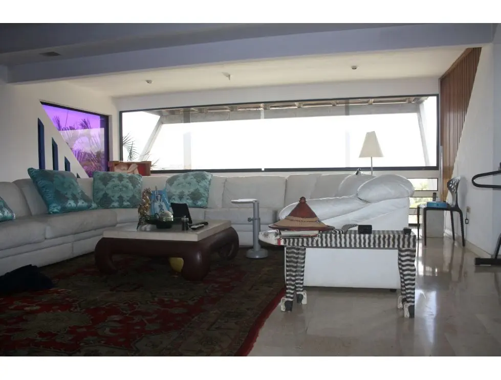 Se vende casa 600m2 5h/5b/4p El Peñon 6808 - 3