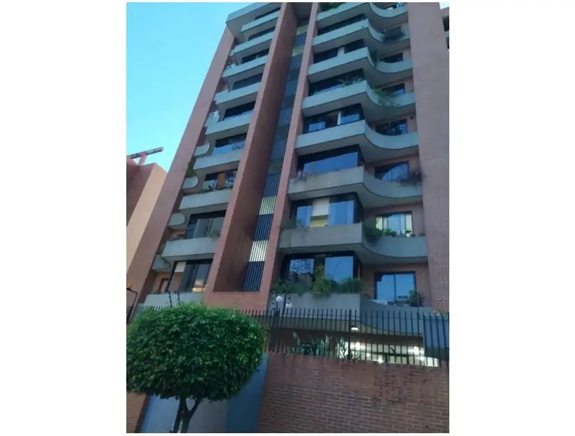 Vendo PH 237mts2 5h+s/5.5b/4pe Las Acacias