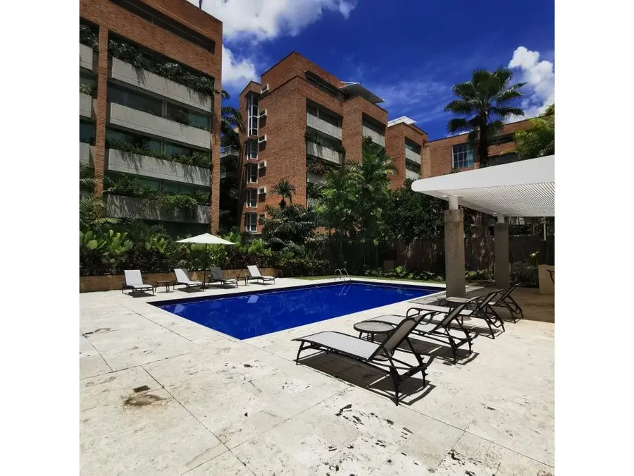 Alquilo Apartamento en Campo Alegre $8.000 - 11