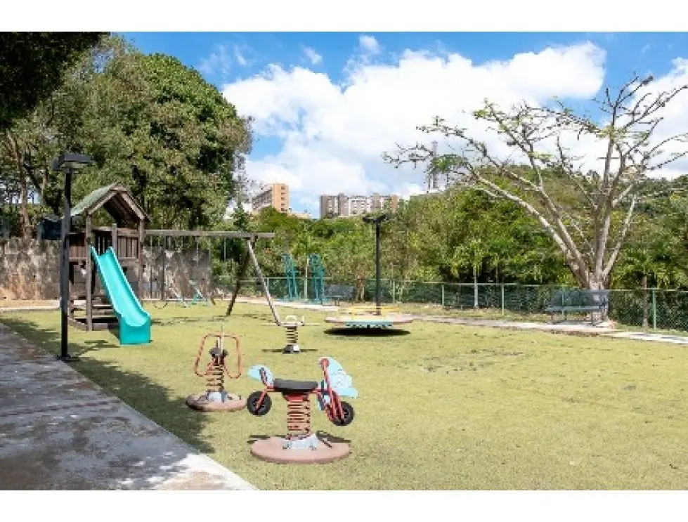 Se vende PH 230m2 5h/5b/6p Los Campitos 1685 - 4