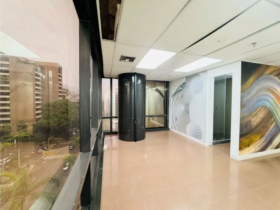 Se vende alquila oficina 400m2 El Rosal