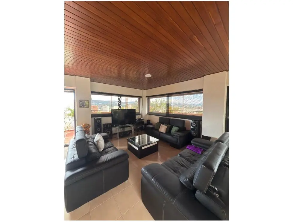 SE VENDE O ALQUILA PENTHOUSE DUPLEX EN LOS CHORROS - 5