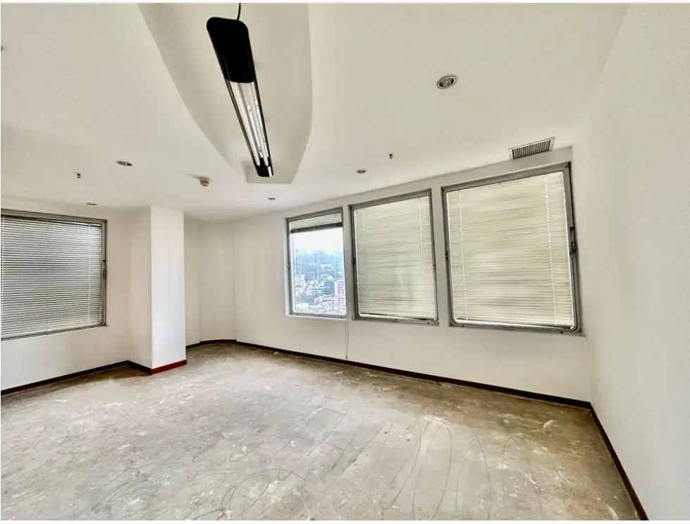 Se alquila oficina 220m2 2b/5p Las Mercedes - 3