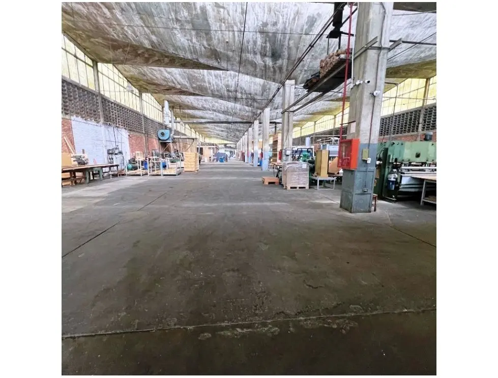 GALPÓN EN VENTA 1500 Mts2 Caracas - 2