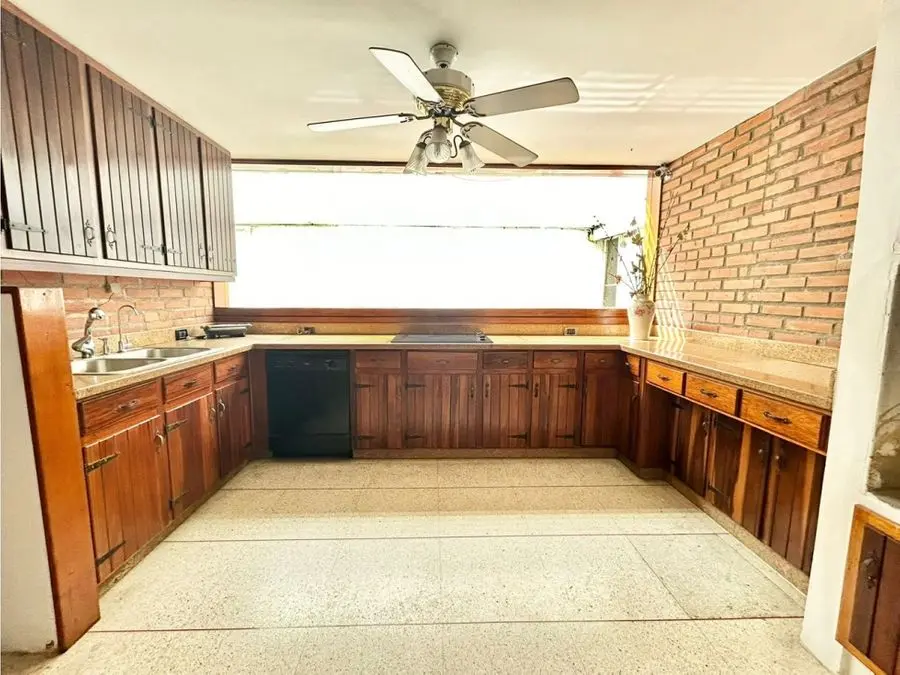 Se vende casa 500m² 5h+s/4b+s/3p Sebucan - 7