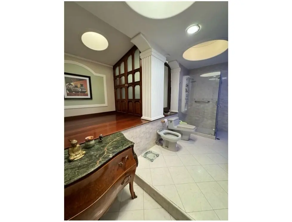 CASA EN ALQUILER 1.026 m2 - URB. ALTO PRADO - 10