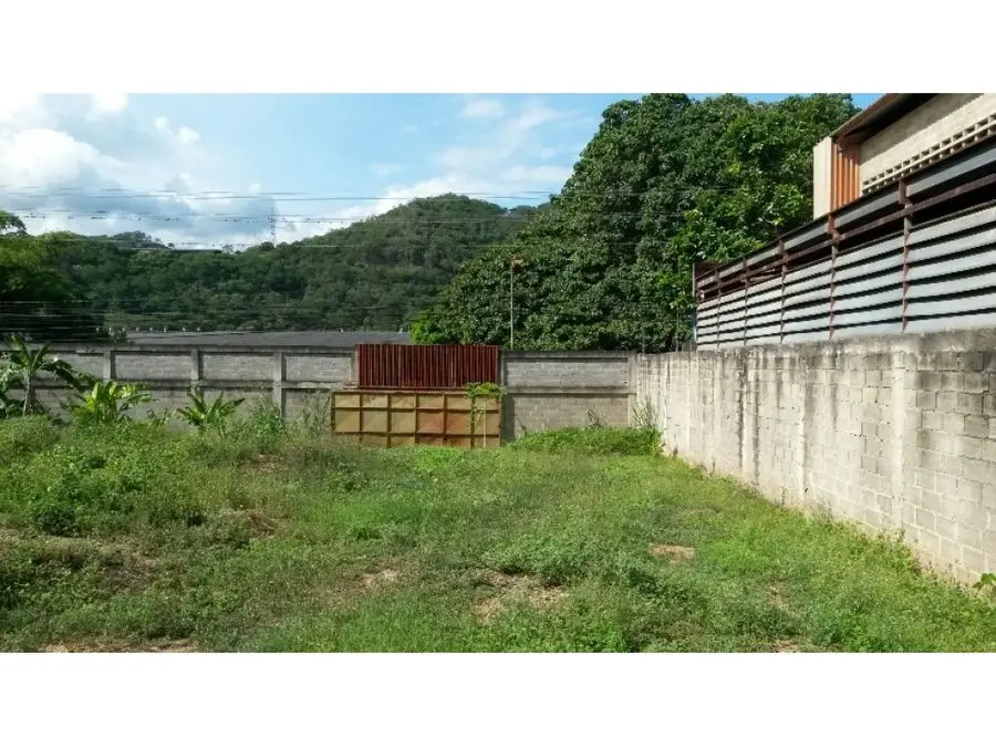 En Venta Galpon Zona Industrial en Guarenas. Estado Miranda - 29