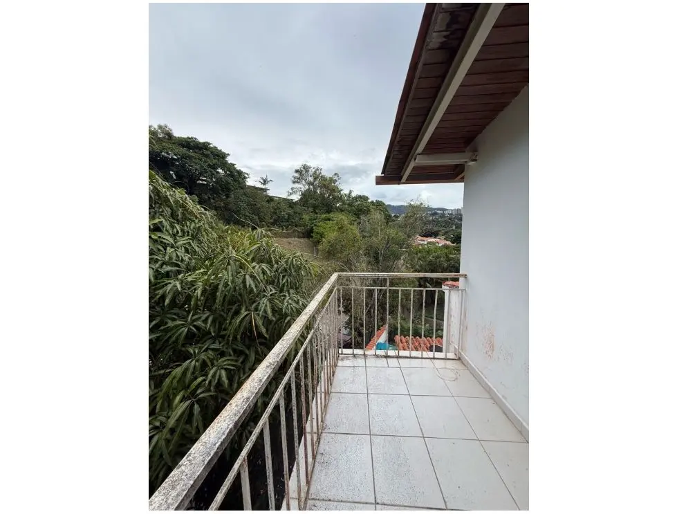 Alquilo anexo para showrrom 180m2 Terrazas del Club Hipico 8992 - 19