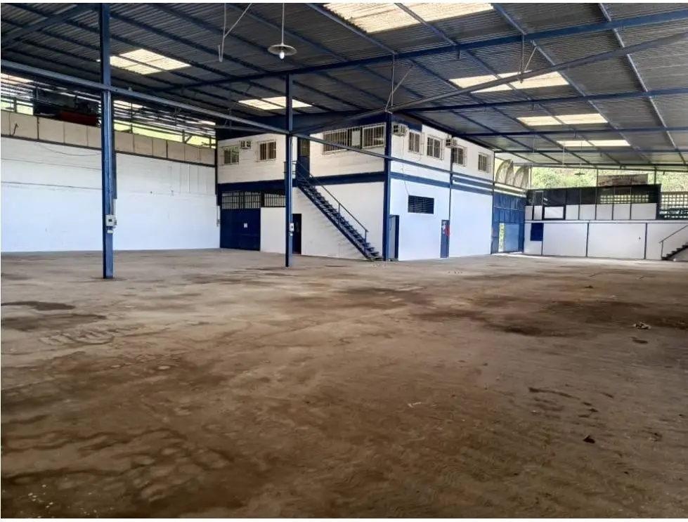Se alquila galpón 1000m2 Filas de Mariche 0399 - 2