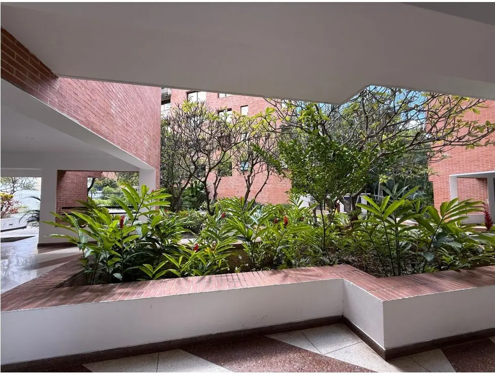 Se alquila apto 300m² 3h+1s/4b1s/4p Las Mercedes - 2