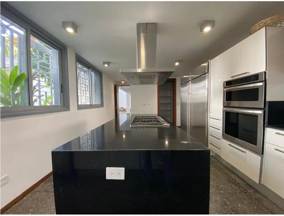 Se alquila casa 1000m² 8h/7b/4e Altamira - 15