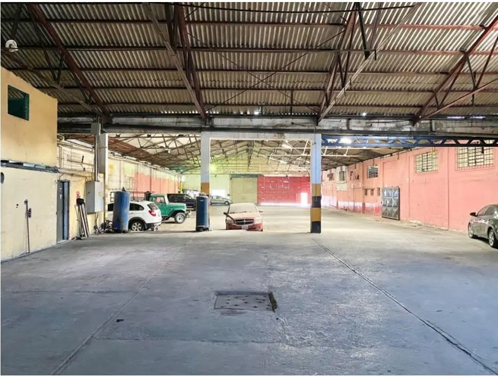 Se vende Galpon 3000m² en Catia - 6