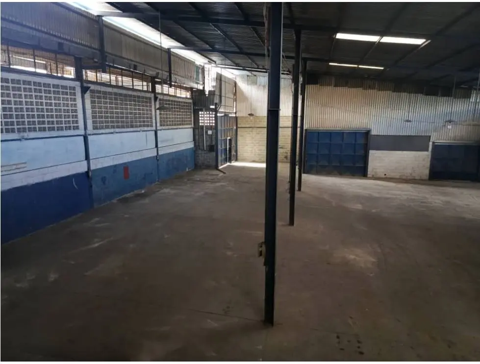 Se alquila galpón 600m2 Filas de Mariche 3285 - 3