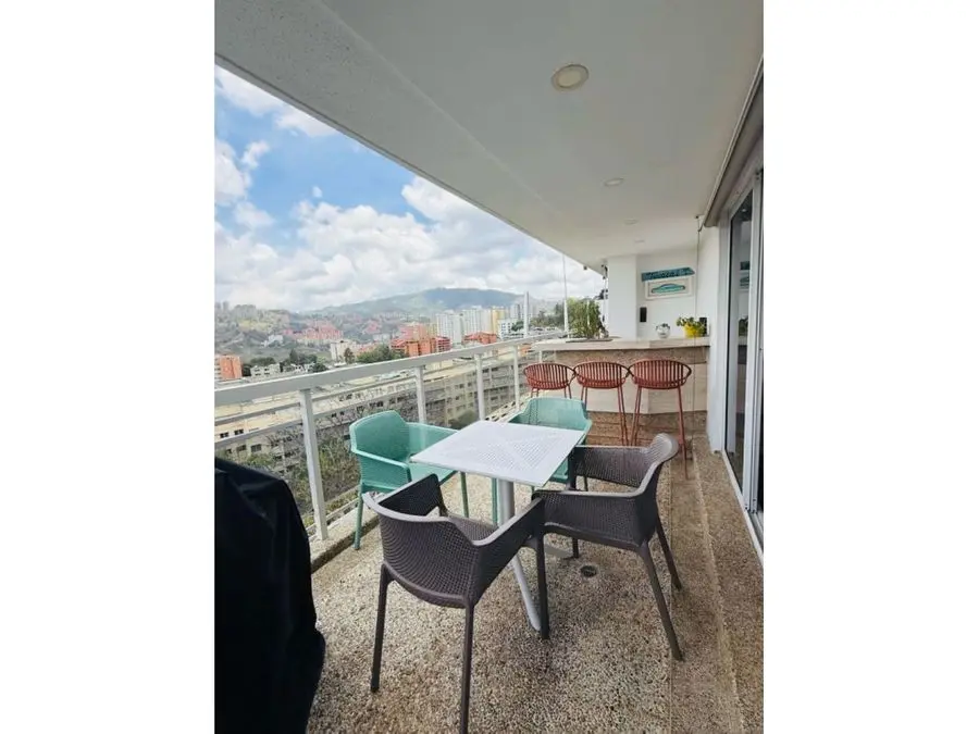 En venta PH DUPLEX 268m2 3H+S/3.5B+S/3P Los Samanes - 2