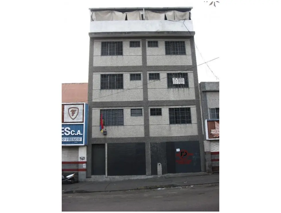 Vendo edificio 1280 m2 Catia 9343