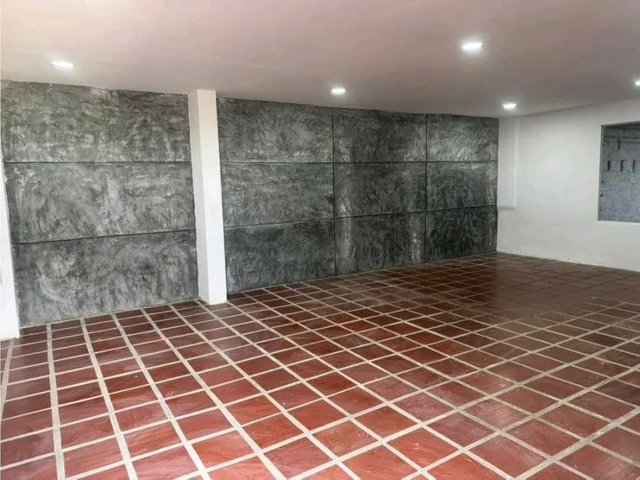 Vendo galpón industrial 500m2 El Hatillo 4001 - 2