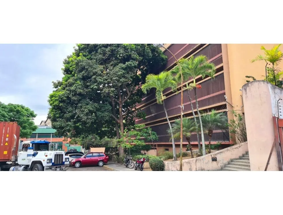 Vendo oficina 1.474m2 Boleita Norte 8187 - 2