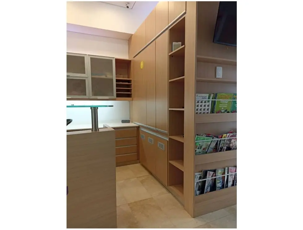 Se vende consultorio 118m2 La Trinidad 3405 - 3