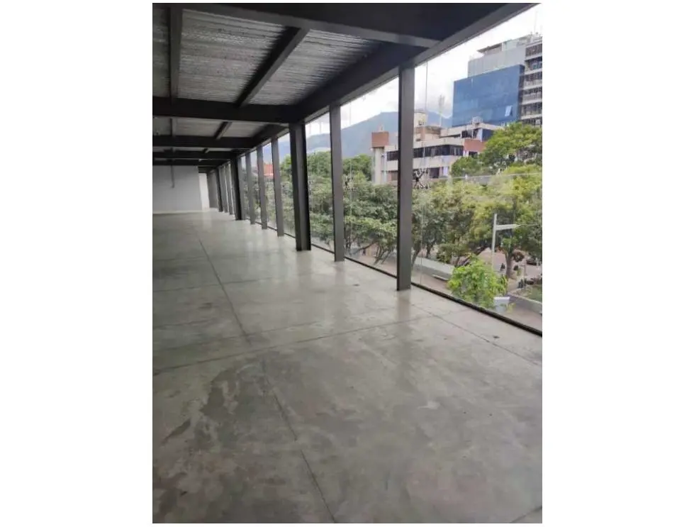 Alquilo oficina 400m2 Las Mercedes 1878 - 3