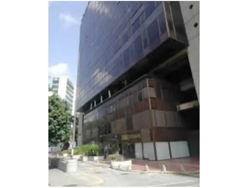 Se vende oficina 1155m2 El Rosal
