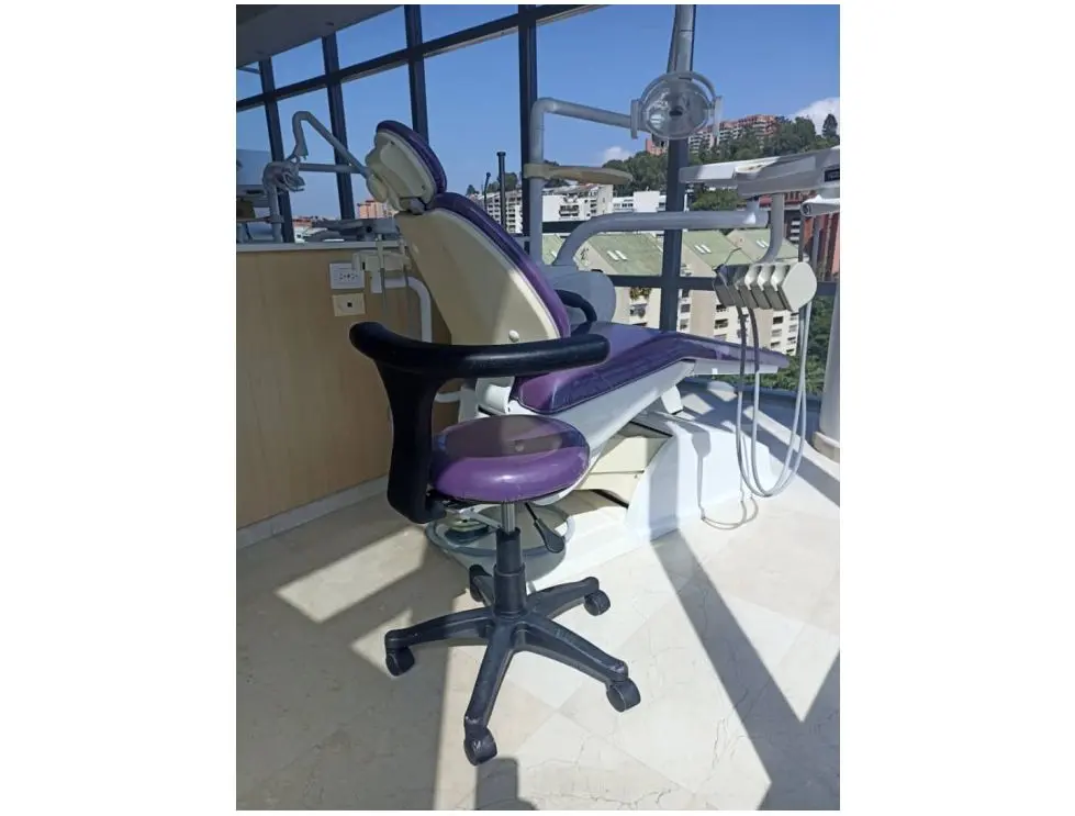 Se vende consultorio 118m2 La Trinidad 3405 - 8