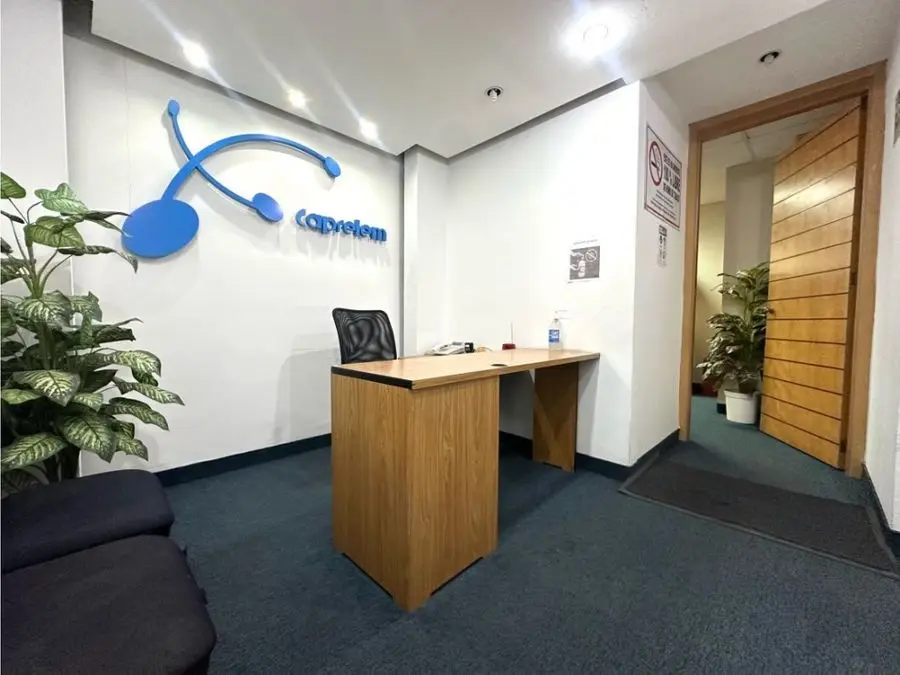 Vendo oficina 140m2 La Piramide 5672 - 3