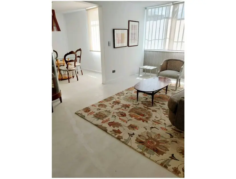 Alquilo habitación amoblada 10m2 Lomas de La Trinidad 4068