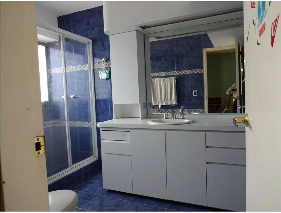 Se vende PH 516m2 4h+2s/6b+s/3p Santa Eduvigis 0822 - 16