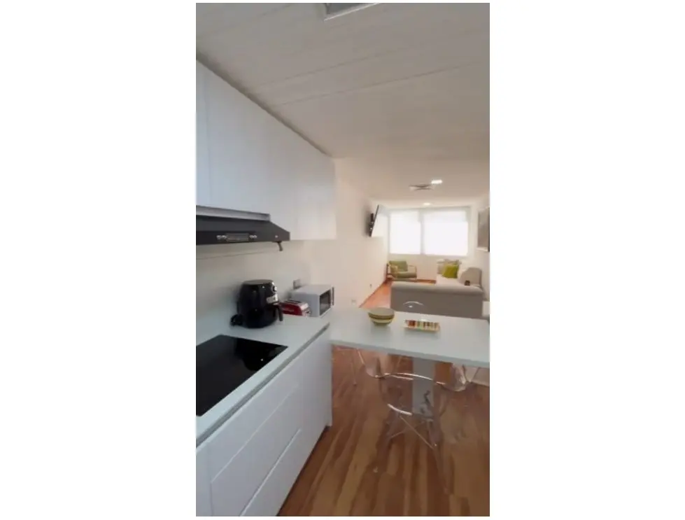 Se alquila suite 75m2 2h/1b/1p Chuao 7628 - 4