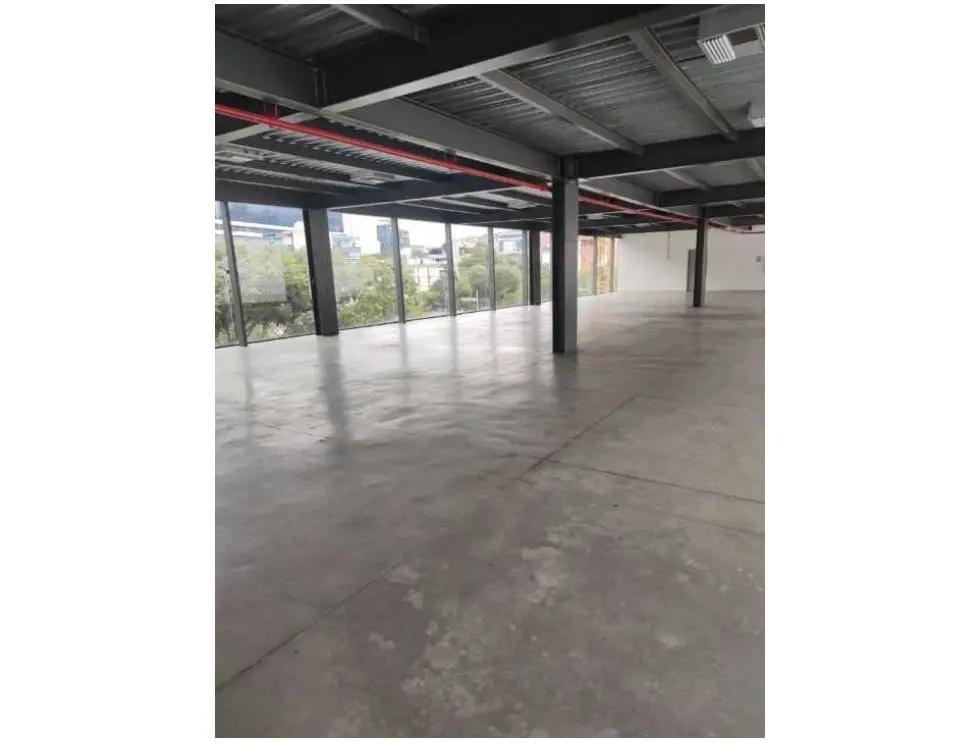Alquilo oficina 400m2 Las Mercedes 1878 - 2