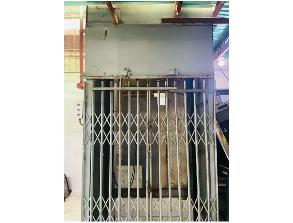 Se vende edificio industrial 2.857m2 Los Ruices 5216 - 12