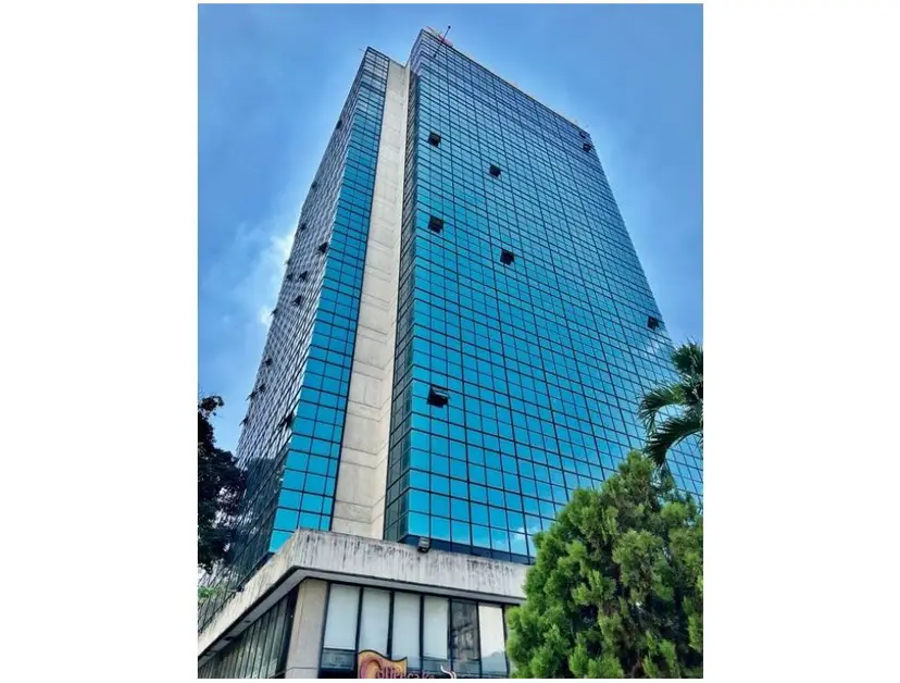 Se vende oficina 193m2 2b Chacaito