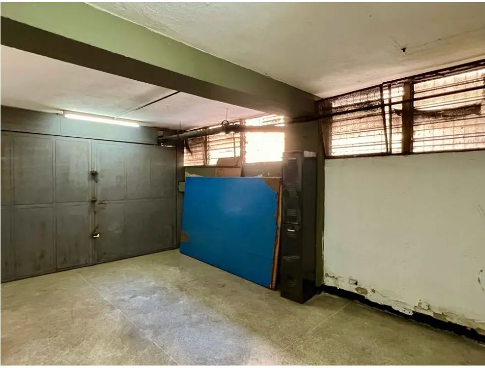 En Venta Galpon Edificio Industrial en San Martin. Libertador Caracas - 9