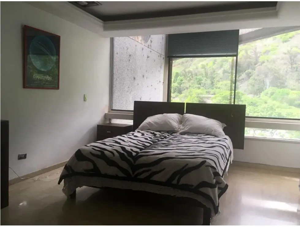 Se vende PH 1000m2 Los Chorros 9915 - 18