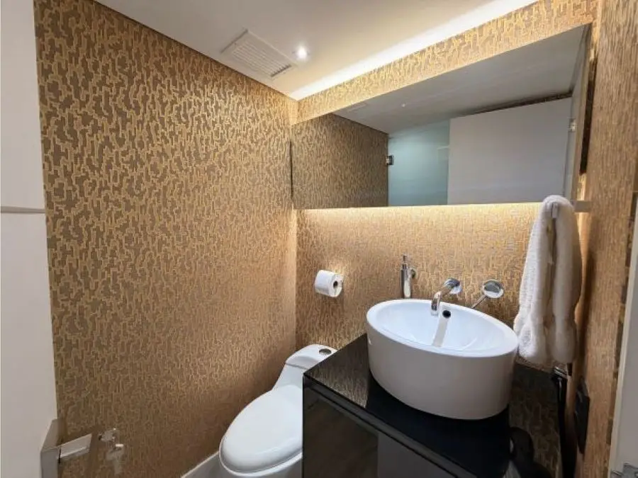 Exclusivo Apartamento en Venta en la Castellana Bella - 16