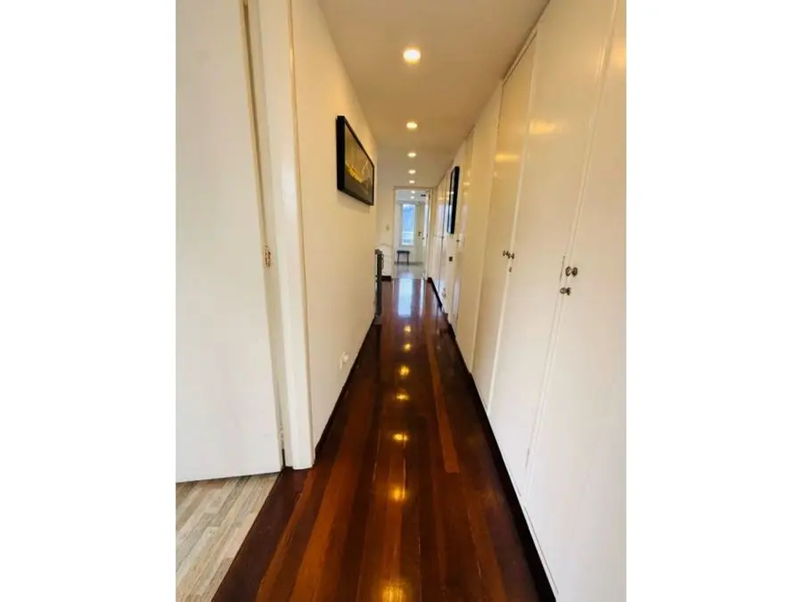 En venta PH DUPLEX 268m2 3H+S/3.5B+S/3P Los Samanes - 10