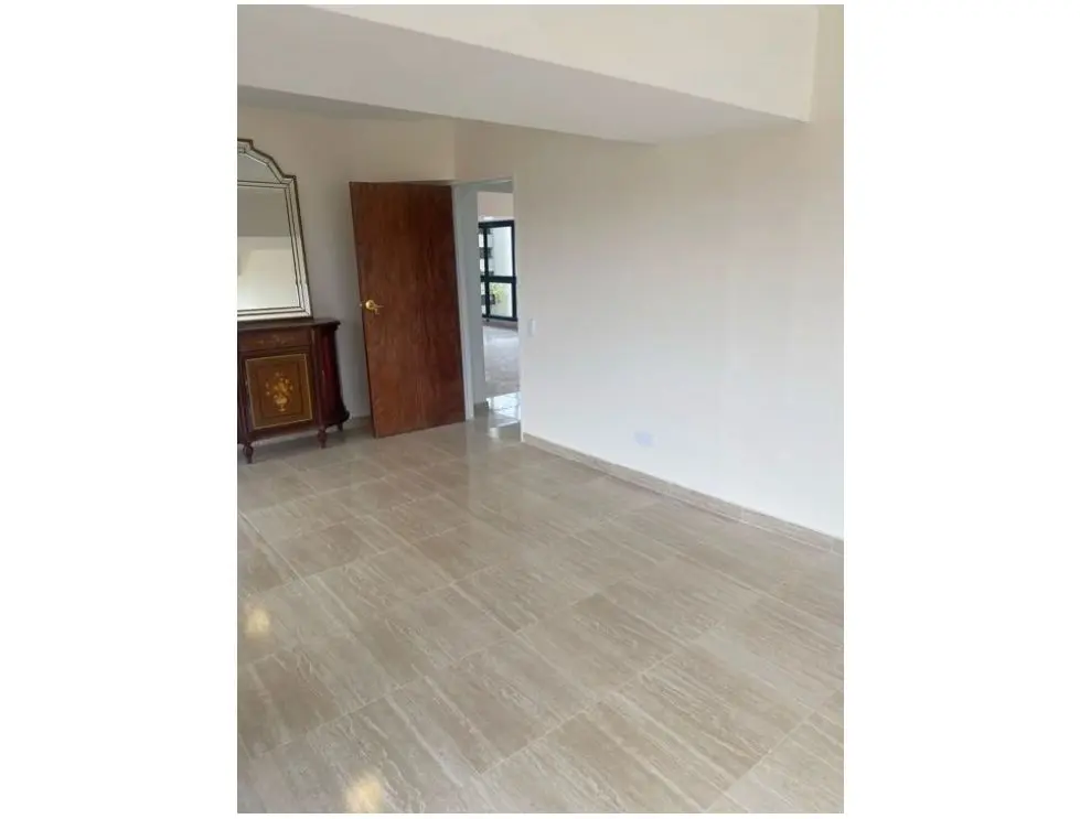 Se vende PH 400m2 Colinas de Valle Arriba 9917 - 11