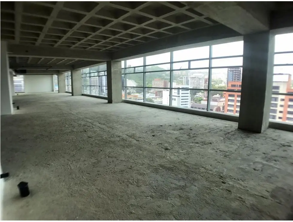 Se vende oficina 2000m2 Las Mercedes 6456 - 10