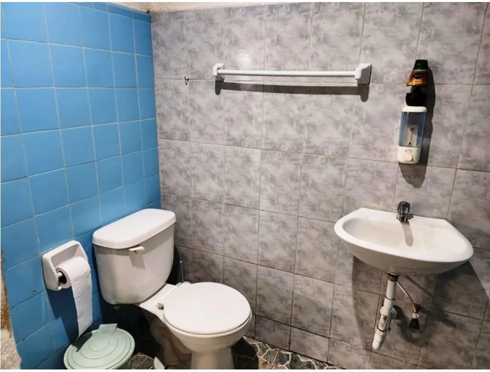 Vendo galpón/Fondo de Comercio 655m2 Los Ruices 5025 - 11