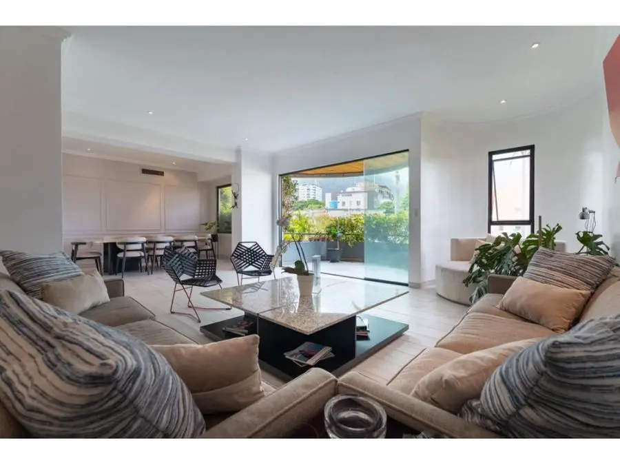 Apartamento.en venta 342m2 3H/3B/3P Country Club - 3