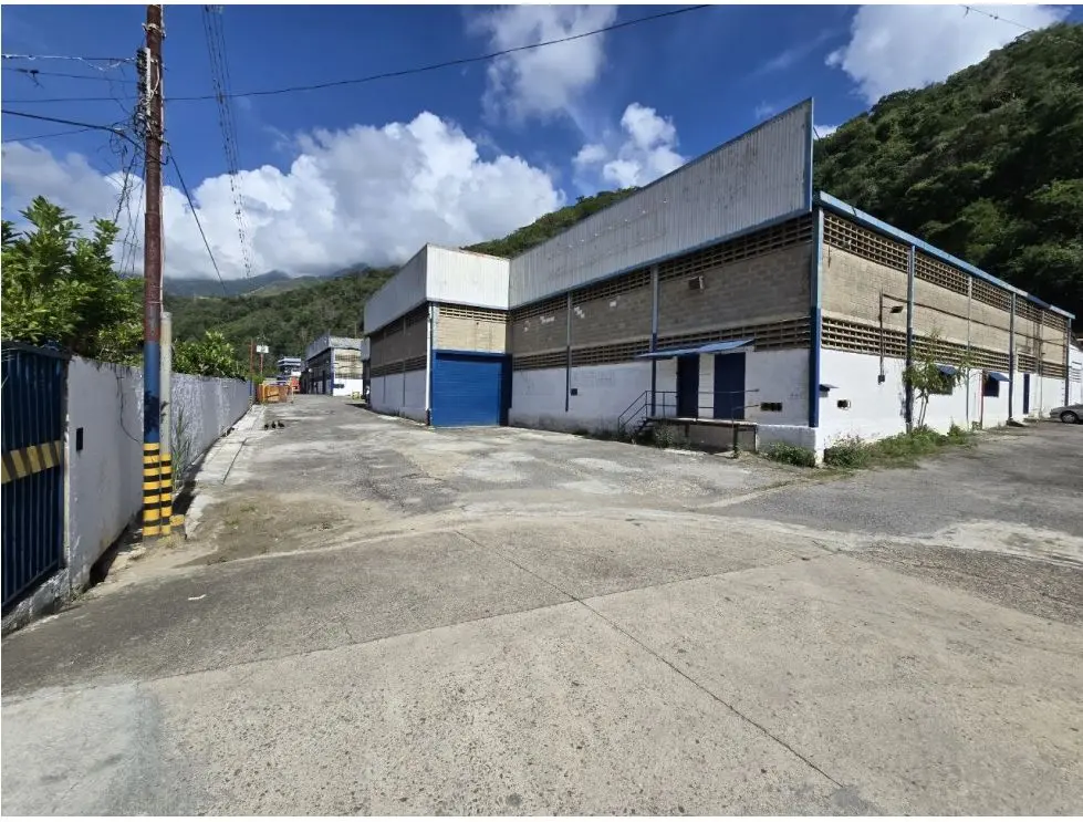Alquiler de Galpon Industrial en Caucaguita Mun. Sucre (3-B)