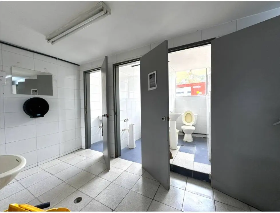 Vendo/alquilo galpon 793m2 Boleita Norte 2372 - 8