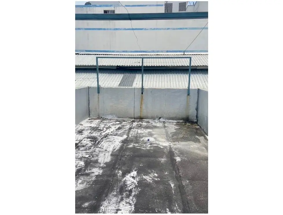 Local Comercial y galpon en Venta Av.Sucre de Catia de 800m2 - 11