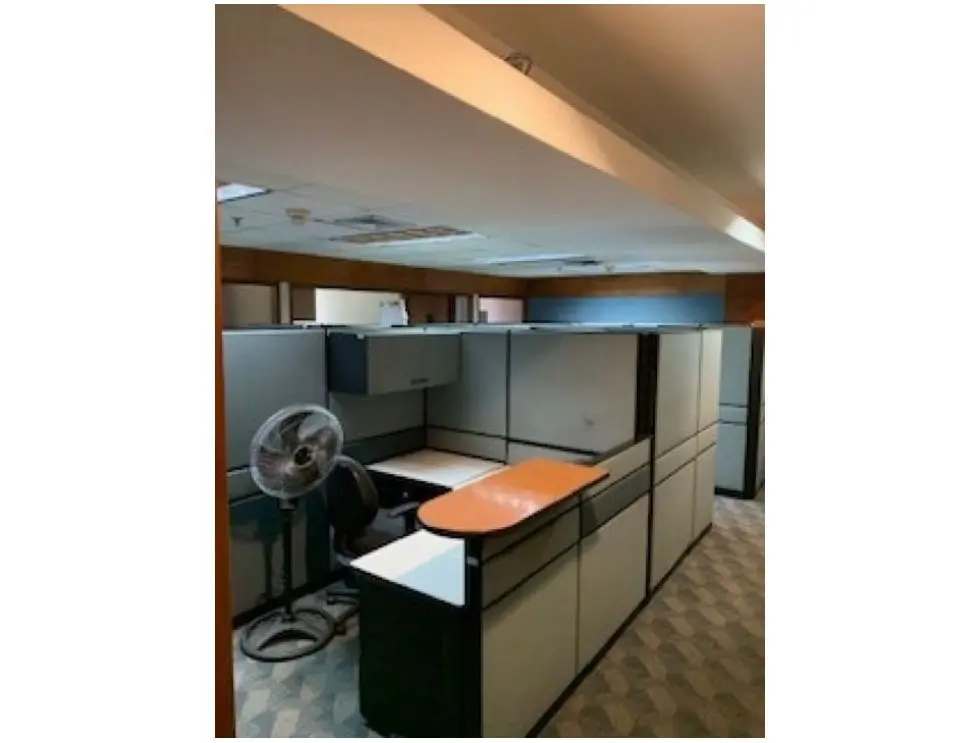 Se vende oficina 1155m2 El Rosal - 10