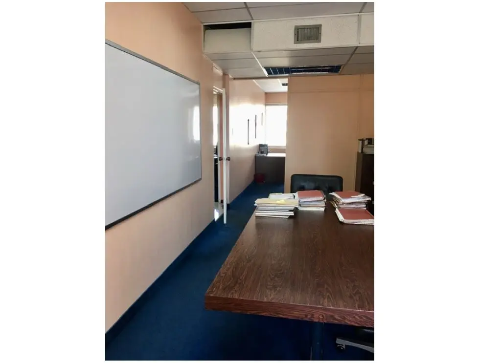 Se vende oficina 217m2 Altamira 0418 - 15