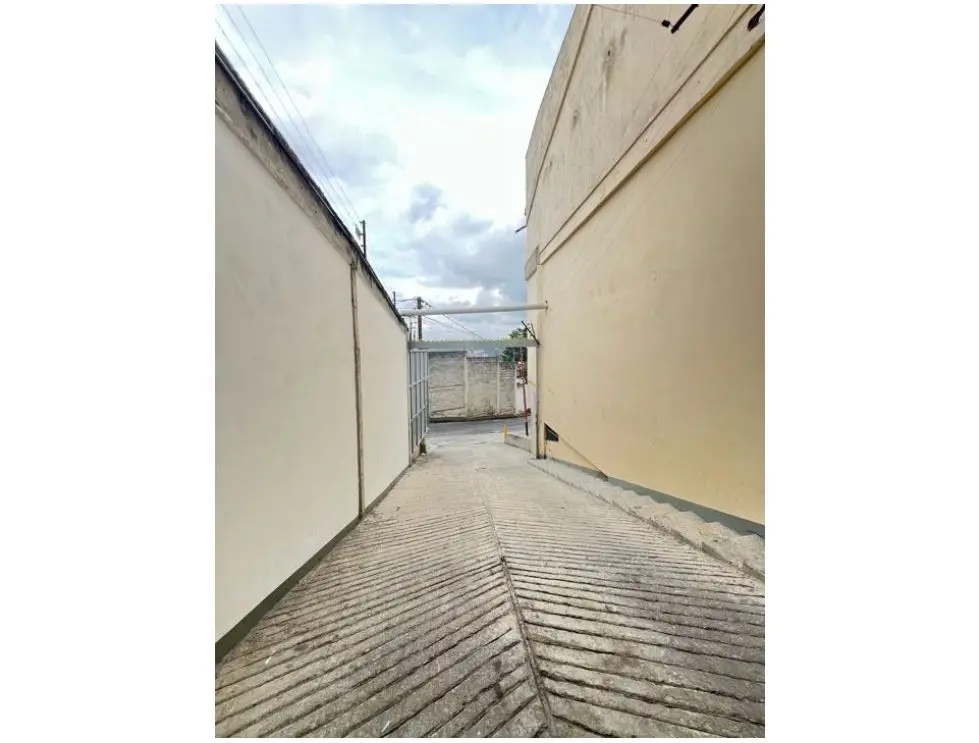Se alquila galpón 650m2 Mariches 7821 - 3